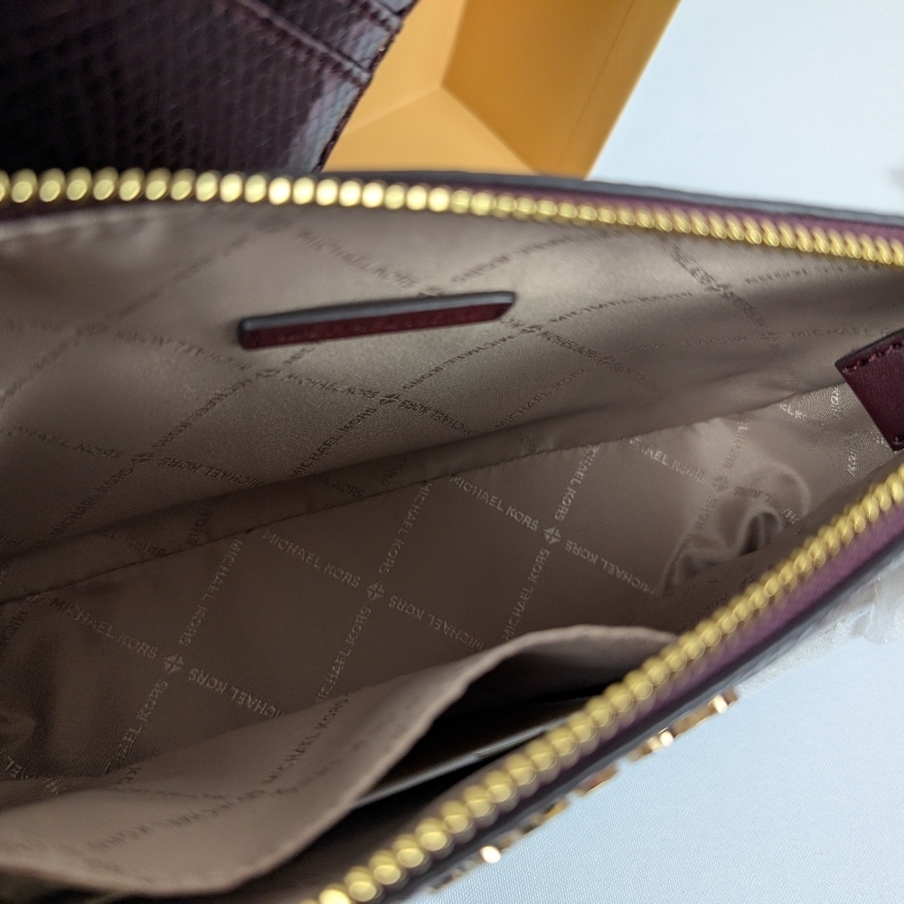 Michael Kors Oxblood Rouge Sombre Crossbody Tote and Wallet Box Set - Picture 14 of 16